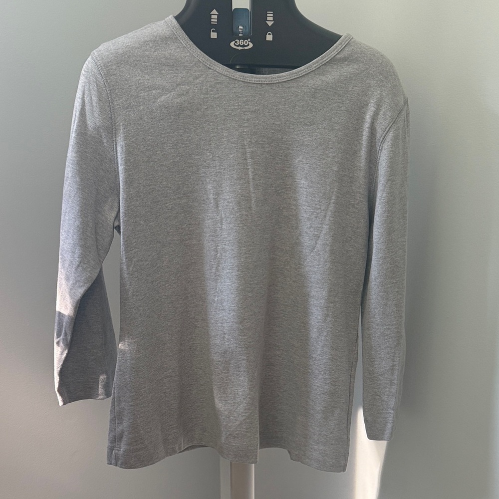 NWT 100% Cotton Comfy USA Heather Gray Long Sleeve Top